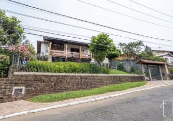 Casa com 3 quartos à venda na rua frederico groehs neto, 180, vila nova, novo hamburgo por r$ 1.400.000