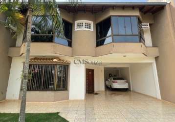 Casa em condomínio com 3 quartos à venda - 158m²