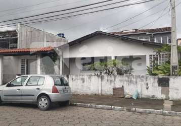 Casa para venda no bairro são joão excelente localização