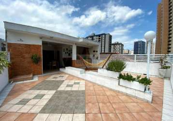 Casa à venda na ponta da praia! 3 suítes sendo 2 com closet, churrasqueira, forno a lenha e solarium