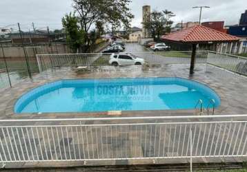 Apartamento em condomínio fechado, com 53m², 2 quartos , varanda e piscina