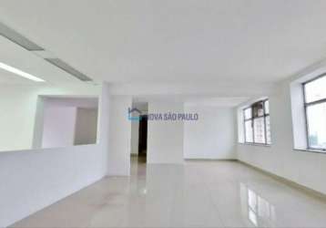 Conjunto comercial no campo belo - 135m², 2 vagas e 4 banheiros