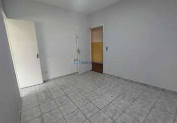 Sala comercial bairro ipiranga  com 24,06m², 1 banheiro.