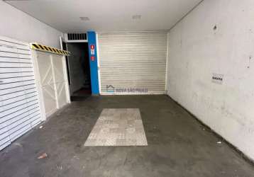 Prédio comercial de 350m² com 2 banheiros, cozinha, escritório e 3 grandes salas