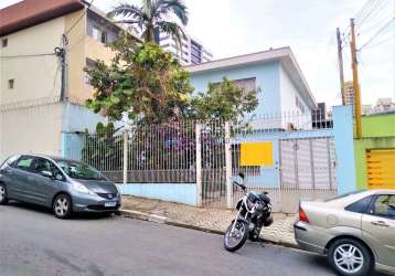 Casa residencial e comercial ao lado da estação são judas do metrô.