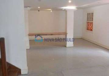 Casa de 186m² disponível para locação na santa cecília.