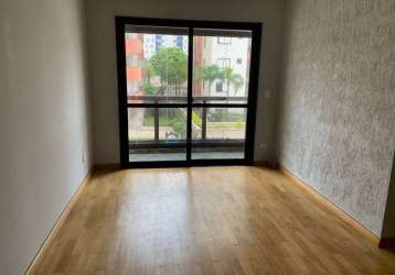 Apartamento em ótima localização.