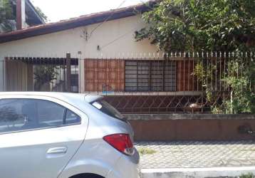 Casa térrea com terreno 9x36, 3 dorm, 4 vagas, próximo ao metrô