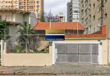 Casa 3 dormitórios à venda no bairro passo da areia com 200 m² de área privativa - 2 vagas de garagem