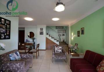 Casa duplex 3 quartos sendo 3 suítes área gourmet com churrasqueira e 2 vagas