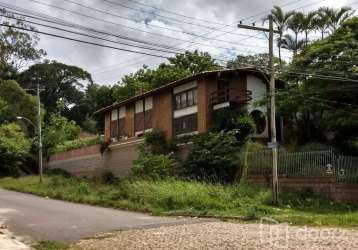 Casa com 3 quartos à venda na rua cleveland, 101, santa tereza, porto alegre, 300 m2 por r$ 890.000