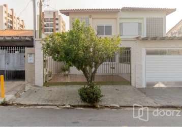 Casa com 3 quartos à venda na rua comendador elias assi, 387, caxingui, são paulo, 151 m2 por r$ 1.180.000