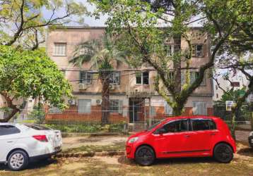 Apartamento 2 dormitórios com garagem , bairro são sebastião em porto alegre