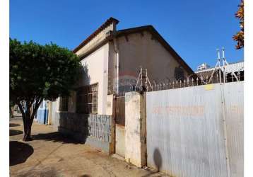 Casa antiga no campos eliseos