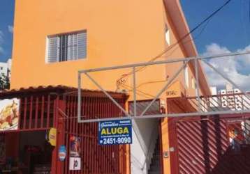 Casa assobrada com 3 quartos, 1 suíte, 1 vaga pot r$2.499,00