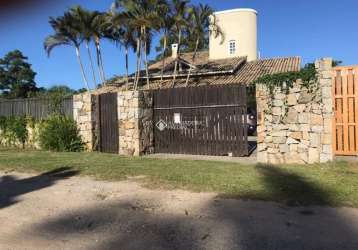 Casa com 3 quartos à venda na das tainhas, 145, capão, garopaba, 232 m2 por r$ 1.425.000