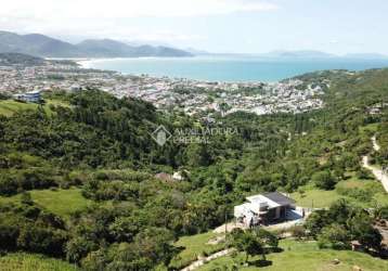 Terreno à venda na augusto germano wilke, 123, praia da silveira, garopaba, 1707 m2 por r$ 1.700.000