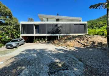 Casa com 4 quartos à venda na estrada geral canto do siriú, 2904, siriú, garopaba, 400 m2 por r$ 3.850.000