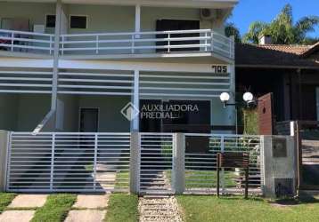 Casa com 3 quartos à venda na josé custódio pereira, 705, centro, garopaba, 168 m2 por r$ 1.399.000