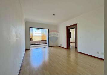 Apartamento com 02 dormitórios e elevador no bairro sagrada família