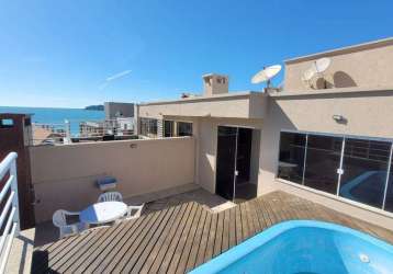 Cobertura duplex com piscina e 3 dormitórios a 80m do mar