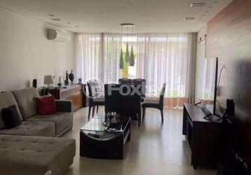 Casa com 4 quartos à venda na alameda bertioga, 100, alphaville, santana de parnaíba, 300 m2 por r$ 2.756.000