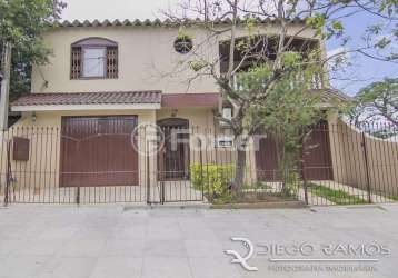 Casa com 5 quartos à venda na rua ernestina amaro torelly, 380, jardim carvalho, porto alegre, 340 m2 por r$ 560.000