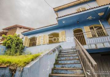 Casa com 3 quartos à venda na rua general pedro bittencourt, 254, passo da areia, porto alegre, 170 m2 por r$ 850.000