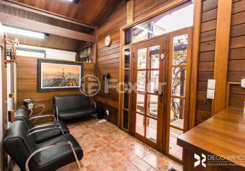 Casa comercial com 4 salas à venda na rua guilherme klippel, 127, passo da areia, porto alegre, 116 m2 por r$ 875.000