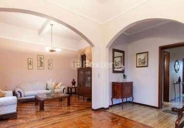 Casa comercial com 3 salas à venda na rua guilherme schell, 209, santo antônio, porto alegre, 378 m2 por r$ 1.800.000