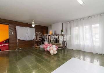 Casa com 7 quartos à venda na rua engenheiro tito marques fernandes, 65, ipanema, porto alegre, 350 m2 por r$ 1.250.000