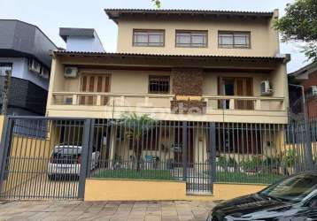 Casa comercial com 2 salas à venda na rua somália, 114, vila ipiranga, porto alegre, 445 m2 por r$ 1.100.000