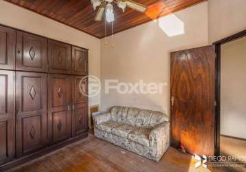 Casa com 3 quartos à venda na avenida doutor carlos barbosa, 221, medianeira, porto alegre, 149 m2 por r$ 370.000