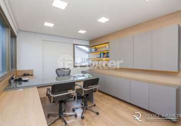 Sala comercial com 1 sala à venda na avenida lageado, 1212, petrópolis, porto alegre, 43 m2 por r$ 599.000