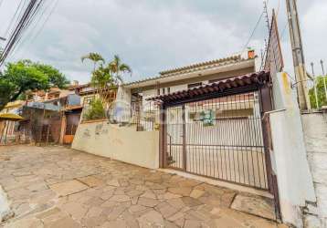 Casa comercial com 2 salas à venda na avenida nonoai, 1686, nonoai, porto alegre, 358 m2 por r$ 800.000