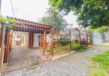 Casa com 4 quartos à venda na rua padre alois kades s j, 81, vila ipiranga, porto alegre, 162 m2 por r$ 1.378.000