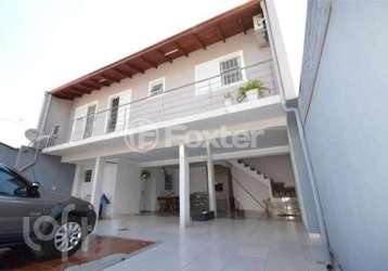 Casa com 2 quartos à venda na rua das guabirobas, 238, igara, canoas, 134 m2 por r$ 600.000