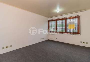 Sala comercial com 1 sala à venda na rua onofre pires, 31, azenha, porto alegre, 25 m2 por r$ 109.000