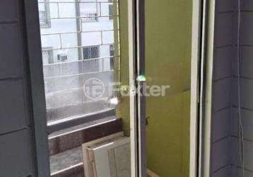 Apartamento com 2 quartos à venda na rua capitão amarante xavier, 45, vila nova, porto alegre, 52 m2 por r$ 158.000