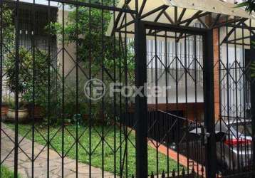 Casa com 5 quartos à venda na rua portugal, 434, são joão, porto alegre, 350 m2 por r$ 1.720.000