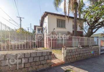 Casa com 3 quartos à venda na rua coronel aparício borges, 2588, glória, porto alegre, 203 m2 por r$ 590.000