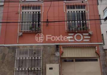 Casa comercial com 2 salas à venda na rua general bento martins, 734, centro histórico, porto alegre, 140 m2 por r$ 850.000