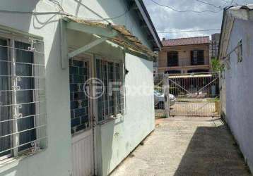 Casa com 2 quartos à venda na rua são francisco de assis, 608, santo antônio, porto alegre, 455 m2 por r$ 550.000