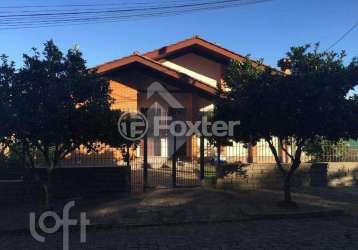 Casa com 3 quartos à venda na rua maximo fachin, 1556, panazzolo, caxias do sul, 262 m2 por r$ 980.000