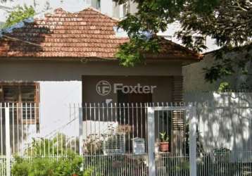 Casa com 3 quartos à venda na avenida benno mentz, 1003, vila ipiranga, porto alegre, 330 m2 por r$ 600.000