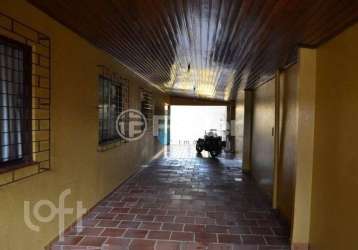 Casa com 2 quartos à venda na rua vinte e cinco de julho, 1167, barnabé, gravataí, 200 m2 por r$ 550.000