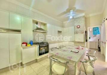 Casa com 4 quartos à venda na rua corticeira, 397, hípica, porto alegre, 249 m2 por r$ 1.049.900