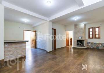 Casa com 4 quartos à venda na travessa alfredo magalhães, 230, ipanema, porto alegre, 144 m2 por r$ 790.000