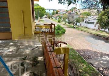 Casa com 3 quartos à venda na avenida outeiro, 66, coronel aparício borges, porto alegre, 252 m2 por r$ 740.000