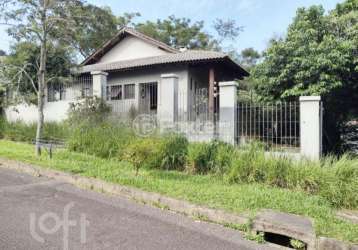 Casa com 3 quartos à venda na rua edemilson santos silva, 10, espírito santo, porto alegre, 136 m2 por r$ 680.000